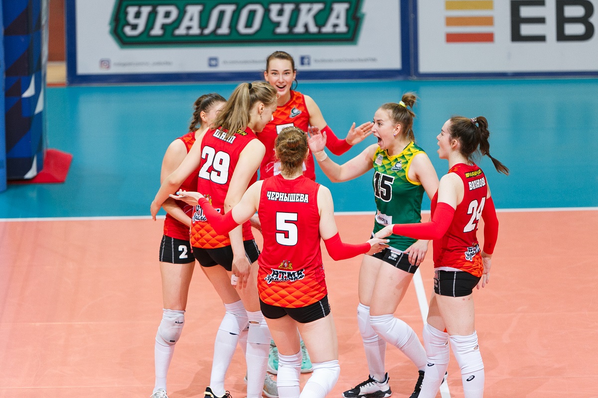 В Екатеринбурге завершился третий игровой день предварительного этапа Кубка России по волейболу среди женщин.
