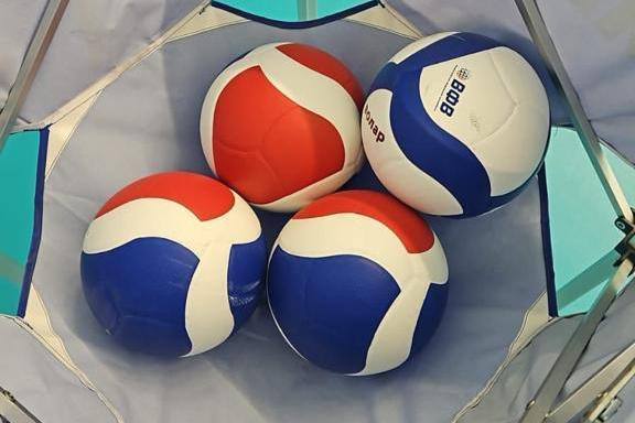 В российском волейболе будут играть мячами собственного производства