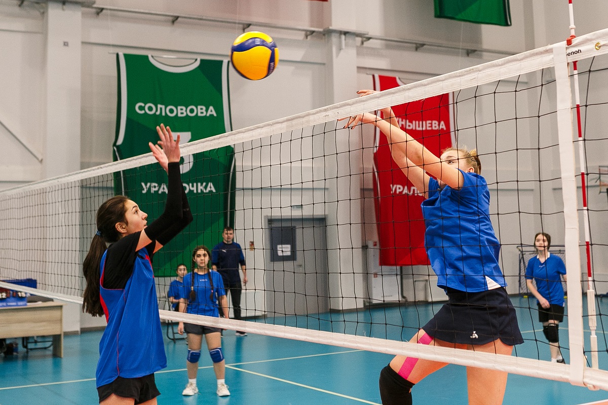 Определилась четвёрка сильнейших школ в турнире «Кубок Уралоки-2023»